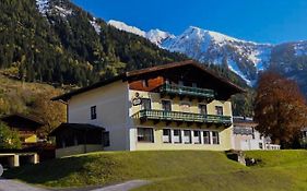Harbachwirt, Gasthof